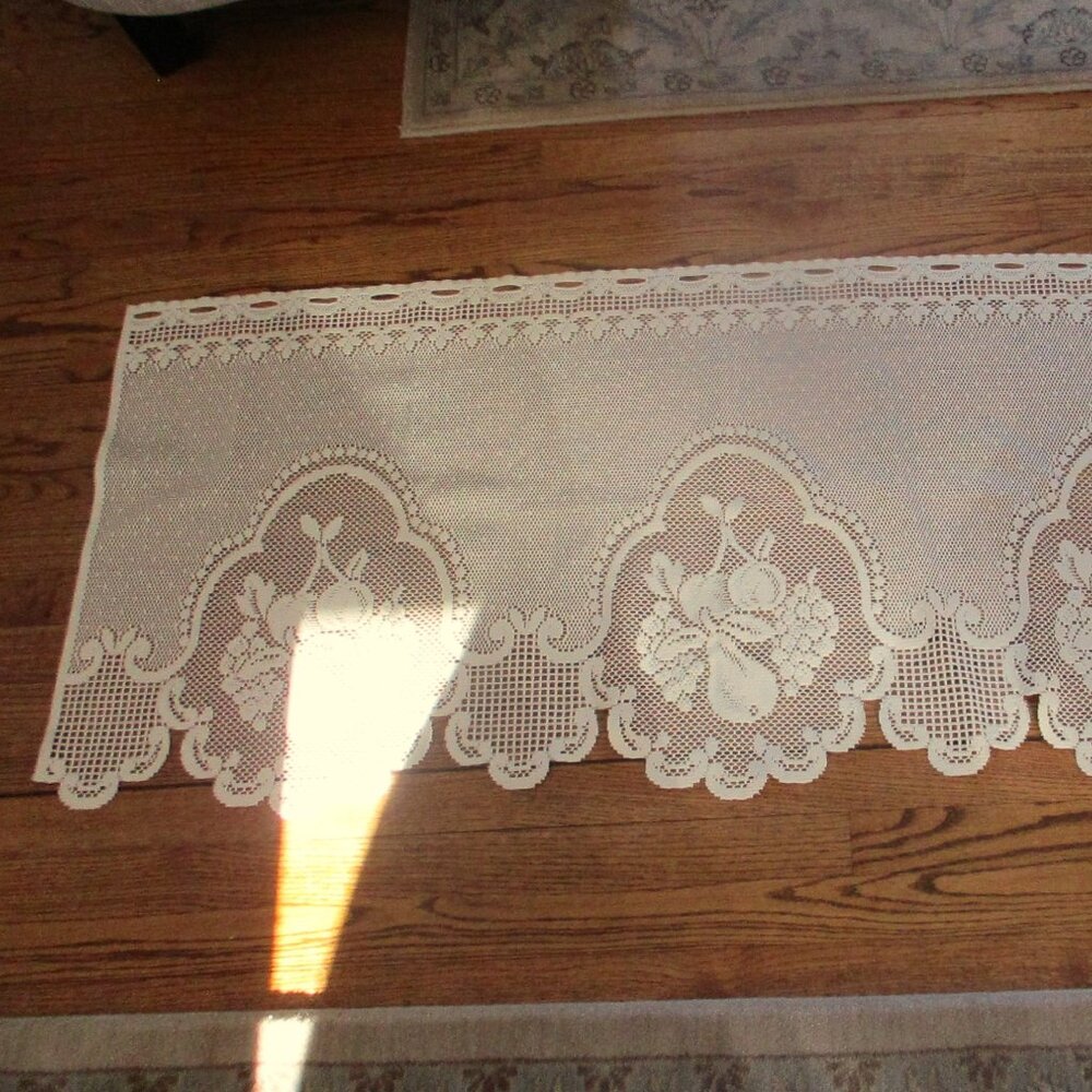 Lace Valance Ivory 54" Long x 23" Deep Substantial Weight NWOT